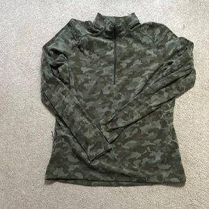 Men’s Camo Lululemon Quarter Zip Size L